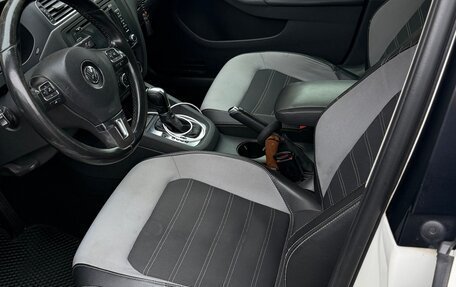 Volkswagen Jetta VI, 2012 год, 1 050 000 рублей, 17 фотография