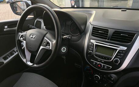 Hyundai Solaris II рестайлинг, 2012 год, 799 000 рублей, 15 фотография