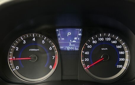 Hyundai Solaris II рестайлинг, 2012 год, 799 000 рублей, 21 фотография