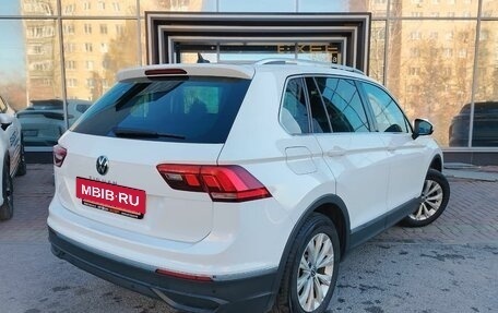 Volkswagen Tiguan II, 2021 год, 2 255 000 рублей, 6 фотография