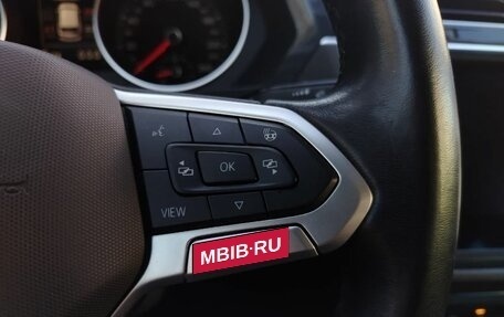 Volkswagen Tiguan II, 2021 год, 2 255 000 рублей, 19 фотография