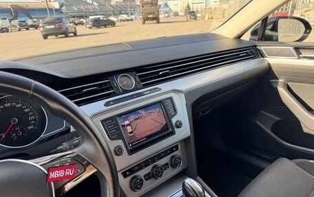 Volkswagen Passat B8 рестайлинг, 2015 год, 1 650 000 рублей, 12 фотография