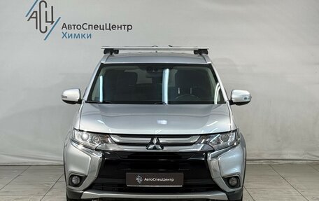 Mitsubishi Outlander III рестайлинг 3, 2017 год, 1 799 800 рублей, 12 фотография