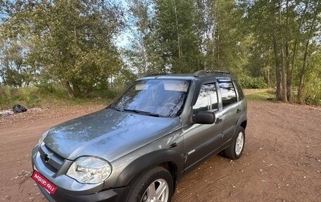 Chevrolet Niva I рестайлинг, 2009 год, 410 000 рублей, 9 фотография