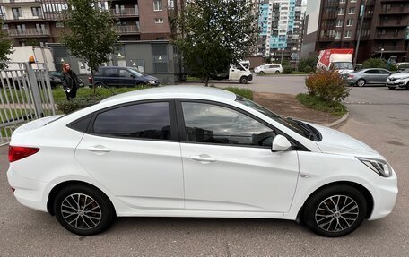 Hyundai Solaris II рестайлинг, 2011 год, 590 000 рублей, 11 фотография
