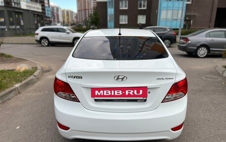 Hyundai Solaris II рестайлинг, 2011 год, 590 000 рублей, 4 фотография