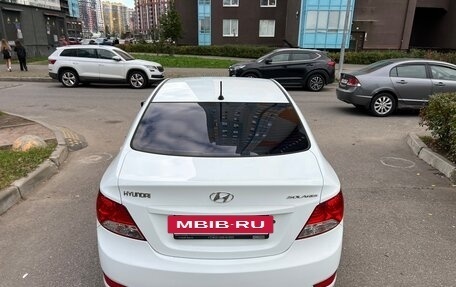 Hyundai Solaris II рестайлинг, 2011 год, 590 000 рублей, 10 фотография