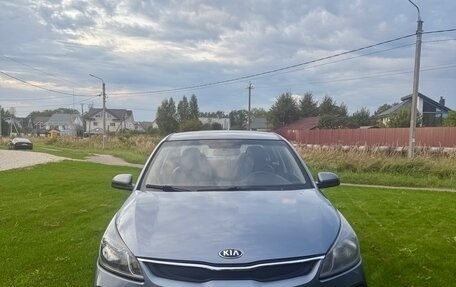 KIA Rio IV, 2017 год, 1 000 000 рублей, 4 фотография