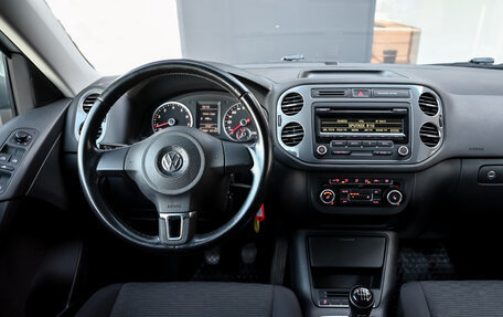 Volkswagen Tiguan I, 2011 год, 1 145 000 рублей, 16 фотография