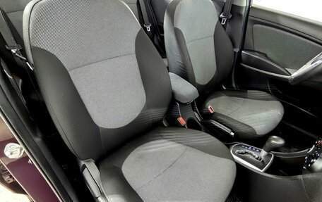 Hyundai Solaris II рестайлинг, 2011 год, 770 000 рублей, 24 фотография