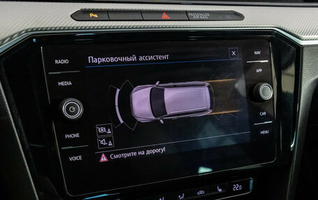 Volkswagen Passat B8 рестайлинг, 2018 год, 2 349 000 рублей, 18 фотография