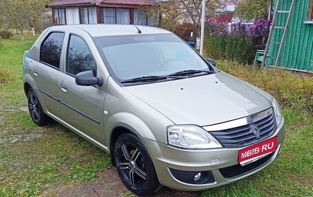 Renault Logan I, 2012 год, 650 000 рублей, 1 фотография
