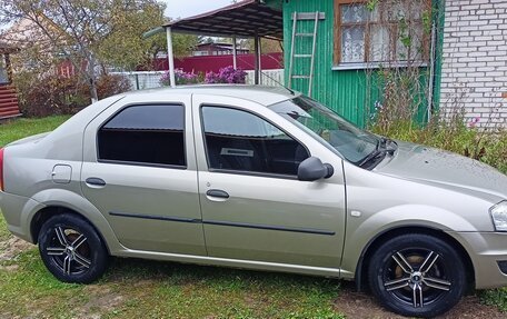 Renault Logan I, 2012 год, 650 000 рублей, 3 фотография