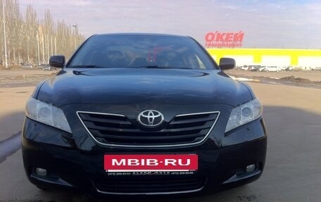 Toyota Camry, 2008 год, 800 000 рублей, 2 фотография