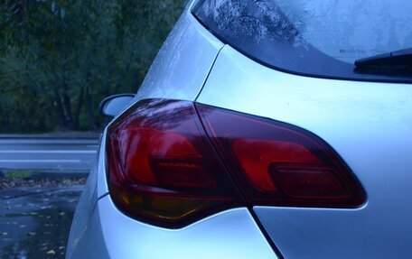 Opel Astra J, 2011 год, 700 000 рублей, 7 фотография