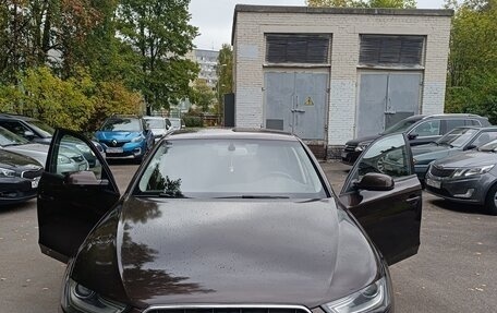 Audi A4, 2013 год, 1 250 000 рублей, 10 фотография
