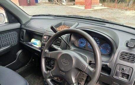 Nissan Cube II, 1998 год, 235 000 рублей, 6 фотография