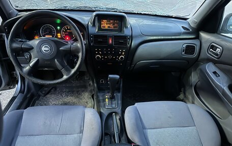 Nissan Almera, 2002 год, 140 000 рублей, 12 фотография