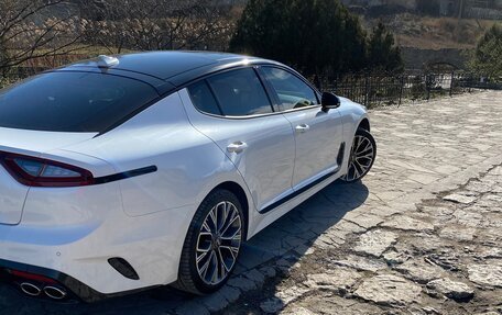 KIA Stinger I, 2018 год, 2 800 000 рублей, 1 фотография