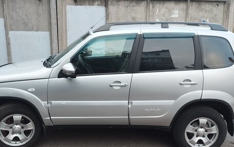Chevrolet Niva I рестайлинг, 2011 год, 520 000 рублей, 1 фотография