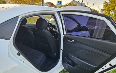 Hyundai Solaris II рестайлинг, 2017 год, 1 260 000 рублей, 10 фотография
