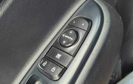 KIA Rio IV, 2018 год, 1 270 000 рублей, 8 фотография