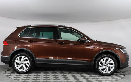 Volkswagen Tiguan II, 2021 год, 2 990 000 рублей, 4 фотография