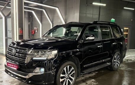 Toyota Land Cruiser 200, 2018 год, 6 220 000 рублей, 1 фотография