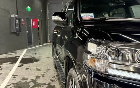 Toyota Land Cruiser 200, 2018 год, 6 220 000 рублей, 4 фотография