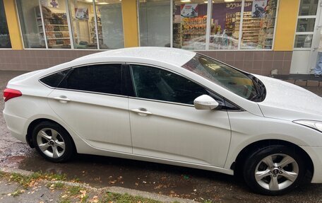 Hyundai i40 I рестайлинг, 2013 год, 950 000 рублей, 2 фотография