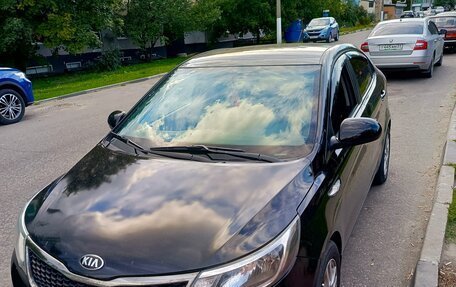 KIA Rio III рестайлинг, 2015 год, 1 000 000 рублей, 8 фотография