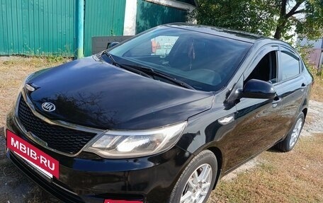 KIA Rio III рестайлинг, 2015 год, 1 000 000 рублей, 5 фотография