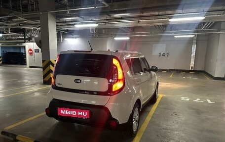 KIA Soul II рестайлинг, 2014 год, 1 100 000 рублей, 8 фотография