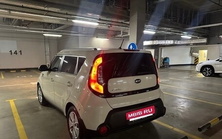 KIA Soul II рестайлинг, 2014 год, 1 100 000 рублей, 9 фотография