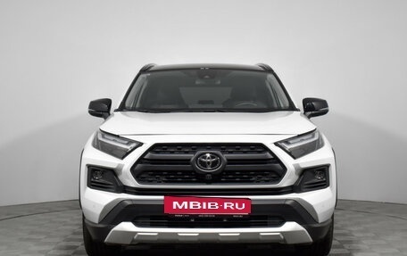 Toyota RAV4, 2024 год, 3 870 000 рублей, 2 фотография
