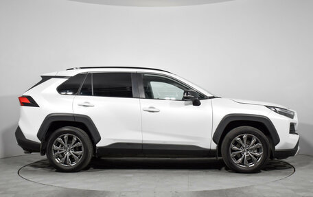 Toyota RAV4, 2024 год, 3 870 000 рублей, 4 фотография