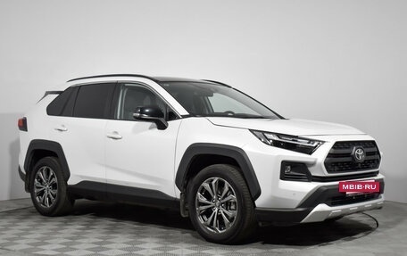 Toyota RAV4, 2024 год, 3 870 000 рублей, 3 фотография