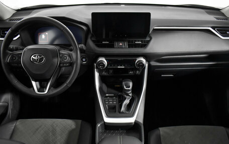 Toyota RAV4, 2024 год, 3 870 000 рублей, 14 фотография