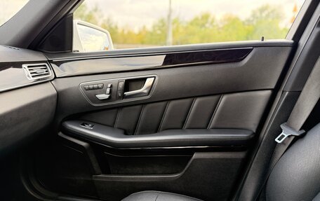 Mercedes-Benz E-Класс, 2013 год, 2 290 000 рублей, 15 фотография
