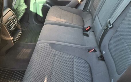Volkswagen Touareg III, 2010 год, 2 100 000 рублей, 19 фотография