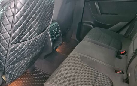 Volkswagen Touareg III, 2010 год, 2 100 000 рублей, 24 фотография
