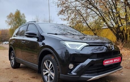 Toyota RAV4, 2018 год, 2 200 000 рублей, 1 фотография