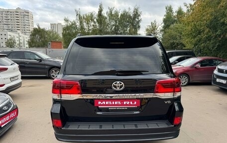 Toyota Land Cruiser 200, 2019 год, 6 650 000 рублей, 8 фотография