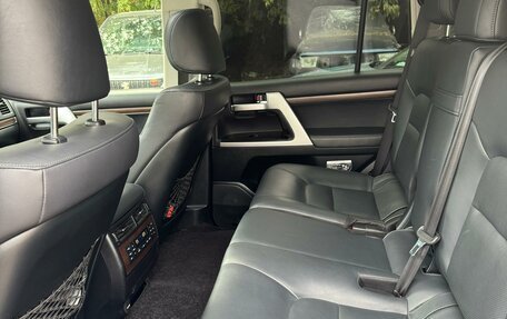 Toyota Land Cruiser 200, 2019 год, 6 650 000 рублей, 13 фотография