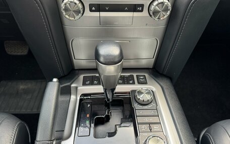 Toyota Land Cruiser 200, 2019 год, 6 650 000 рублей, 10 фотография