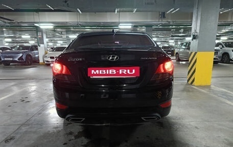 Hyundai Solaris II рестайлинг, 2014 год, 800 000 рублей, 17 фотография