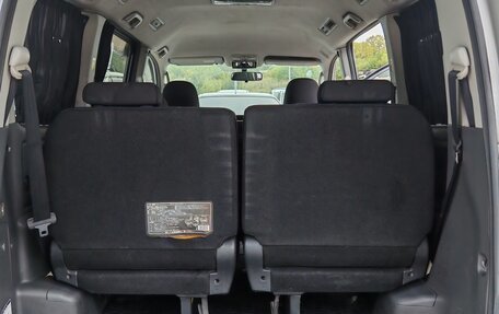 Toyota Voxy II, 2007 год, 1 100 000 рублей, 4 фотография