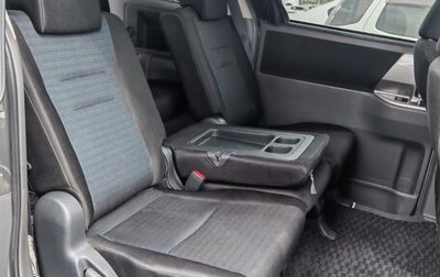 Toyota Voxy II, 2007 год, 1 100 000 рублей, 1 фотография