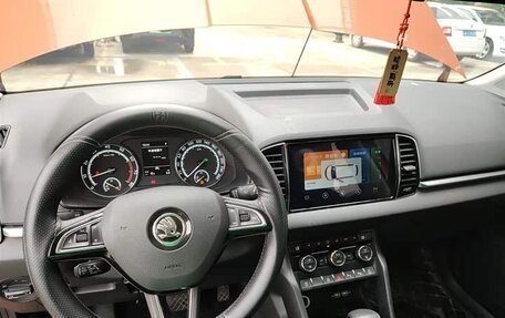 Skoda Karoq I, 2021 год, 1 730 000 рублей, 7 фотография