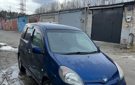 Toyota FunCargo, 2000 год, 475 000 рублей, 2 фотография